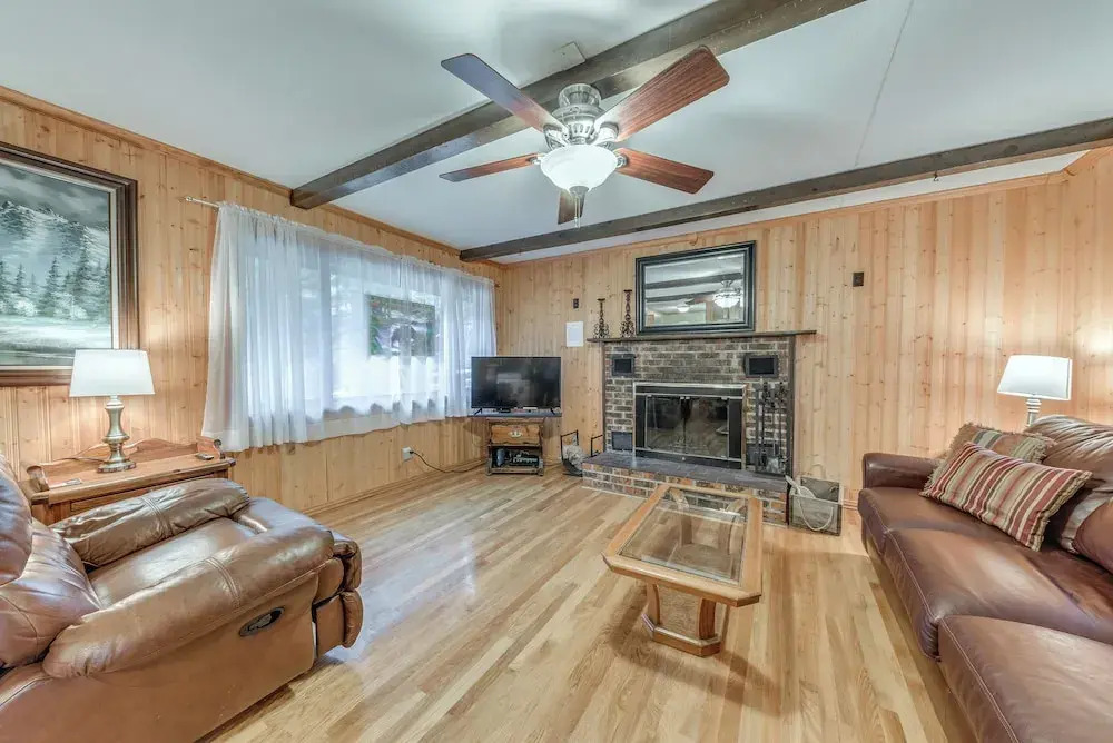 Cloudcroft Cabin Vacation Rental: 3 Mi to Skiing! - фото 6