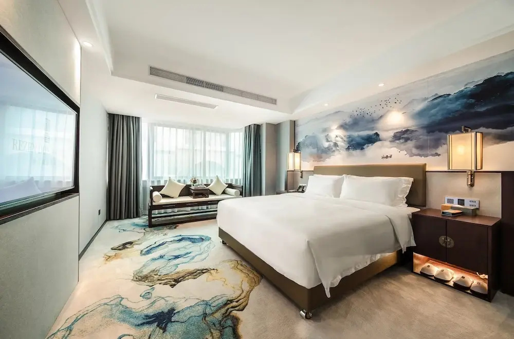 Rezen Dong Hotel (Shenzhen Huaqiangbei), photo 1