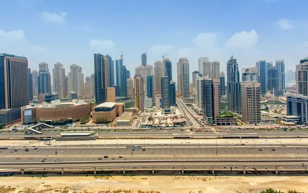 1B-Armada 3-2506 by bnbme homes