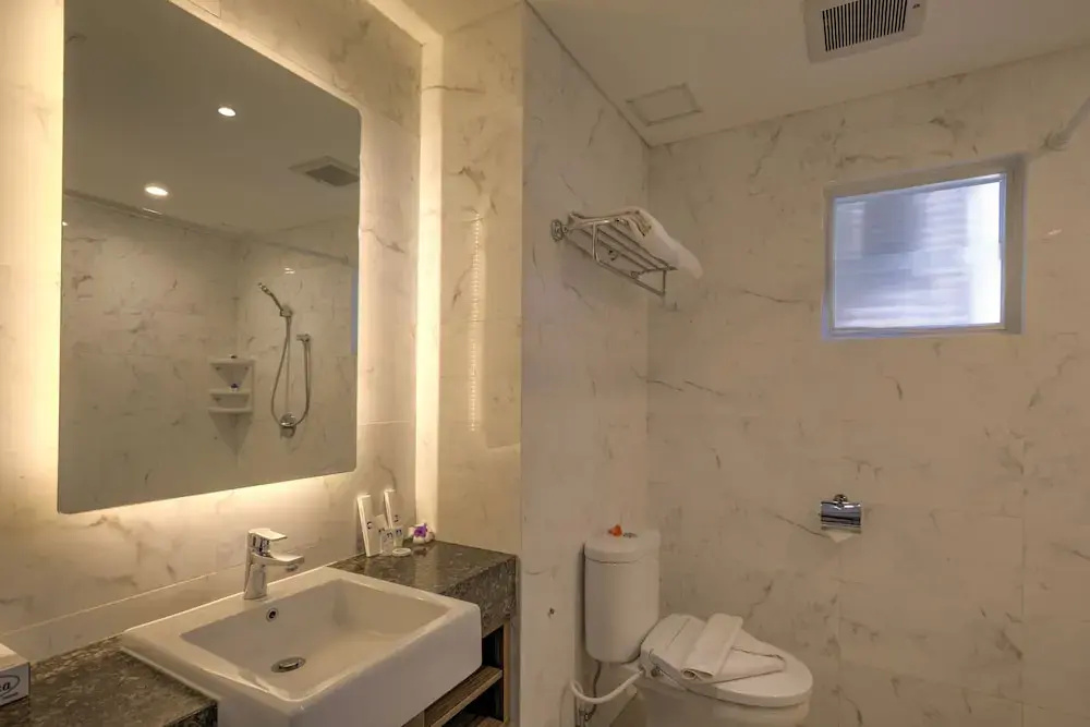 Deluxe Single room (single bed)