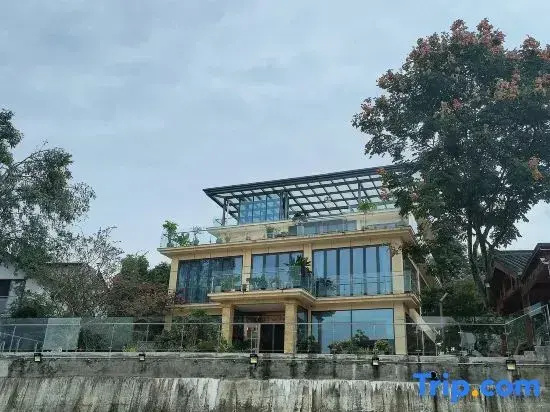 Dongyuexi · Dujiangyan Chinese Aesthetic Leisure Resort B&B (Near Dujiangyan Ancient Pottery Museum)
