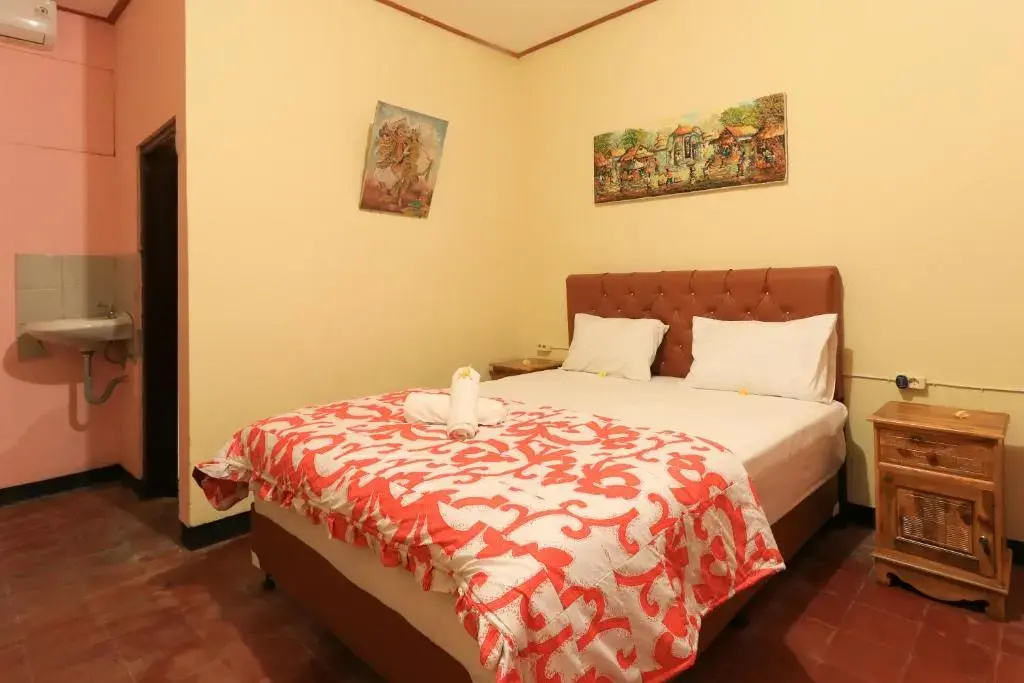 Superior Double room (full double bed)