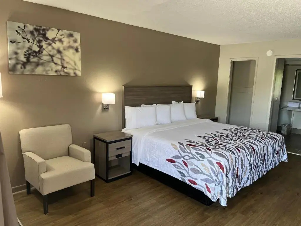 Deluxe Double room (full double bed)