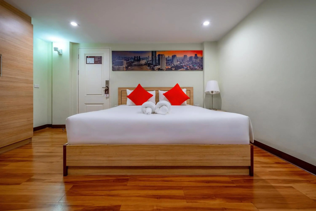 7 Days Premium Hotel at Icon Siam Station — фото