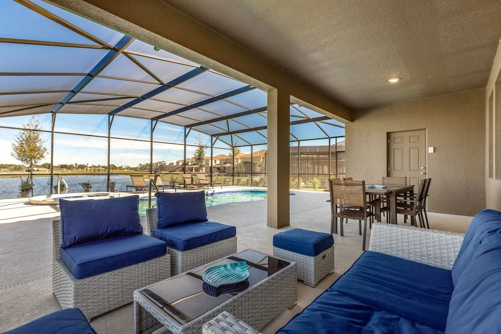 Lake View Villa 6 Bedrooms