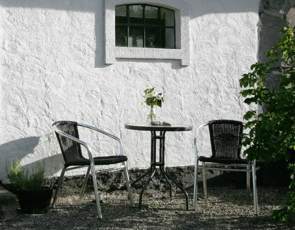 3 Bedrooms Family Apartment with garden view