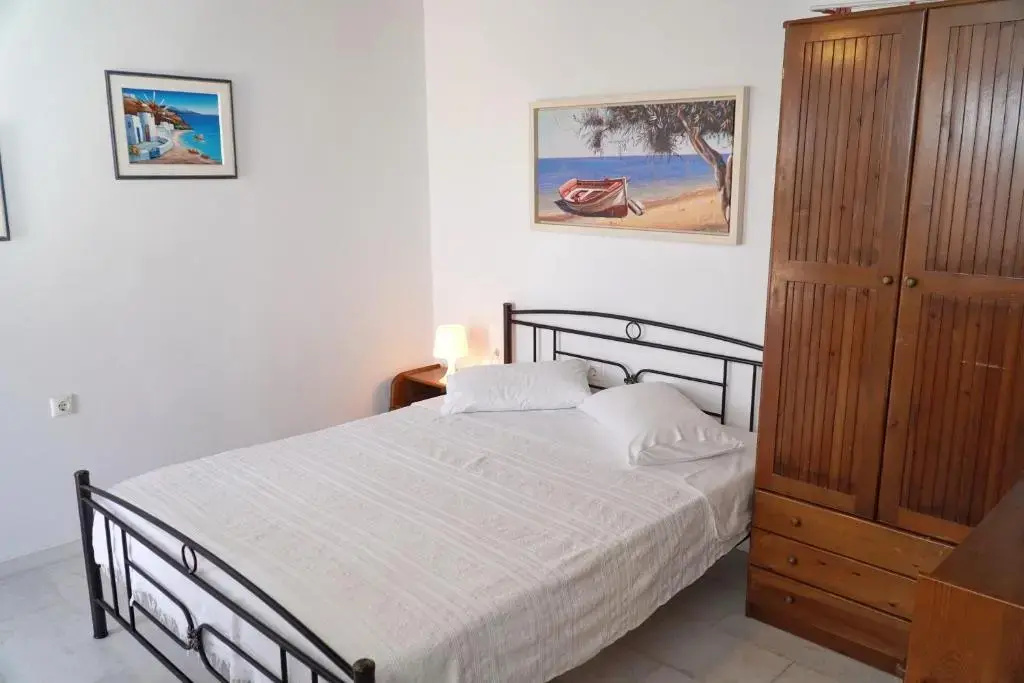 Moutsouna Beach II - Chambres