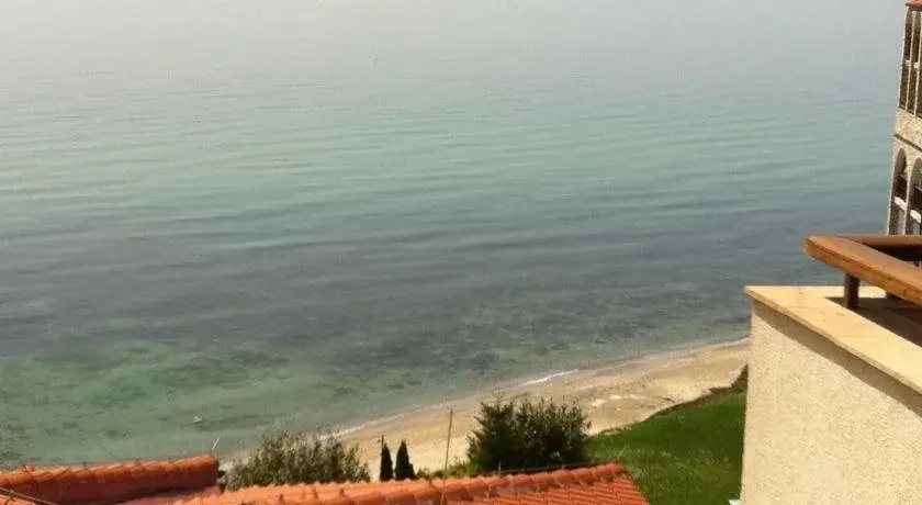 Beach & Waterfront