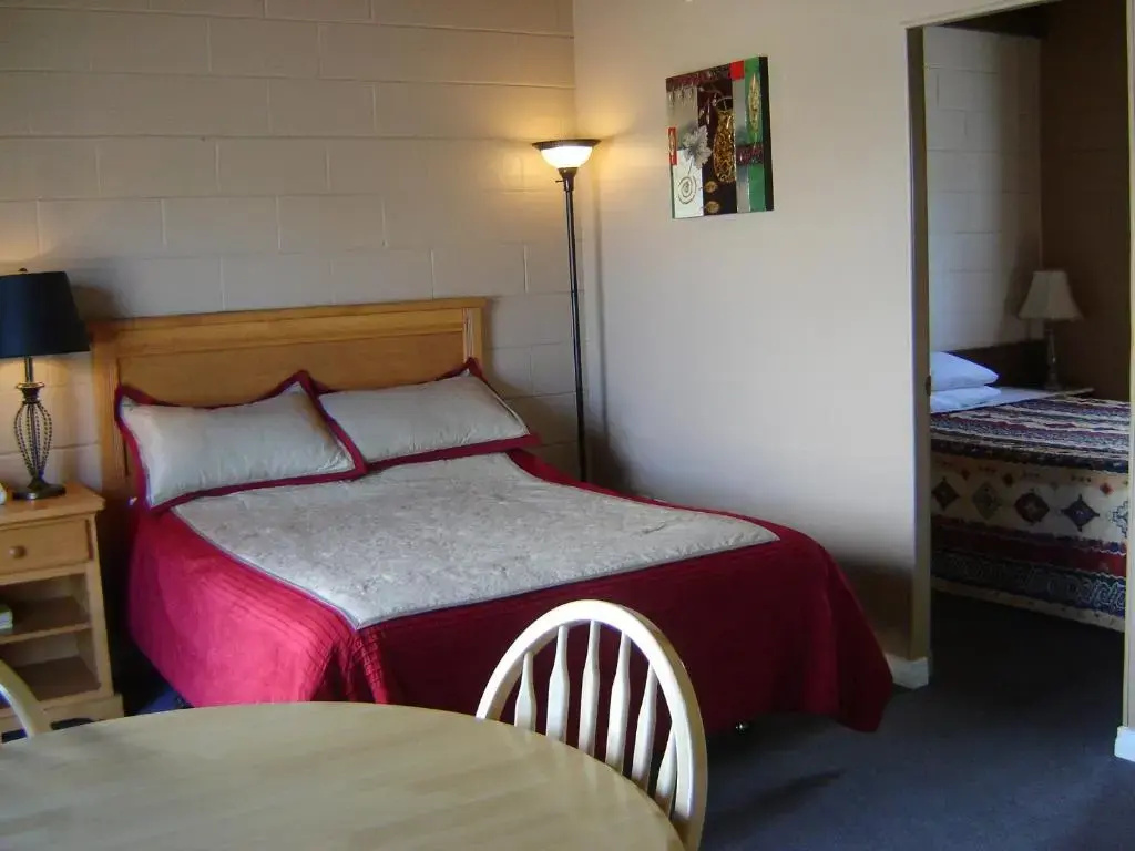 1 Bedroom Quadruple Suite