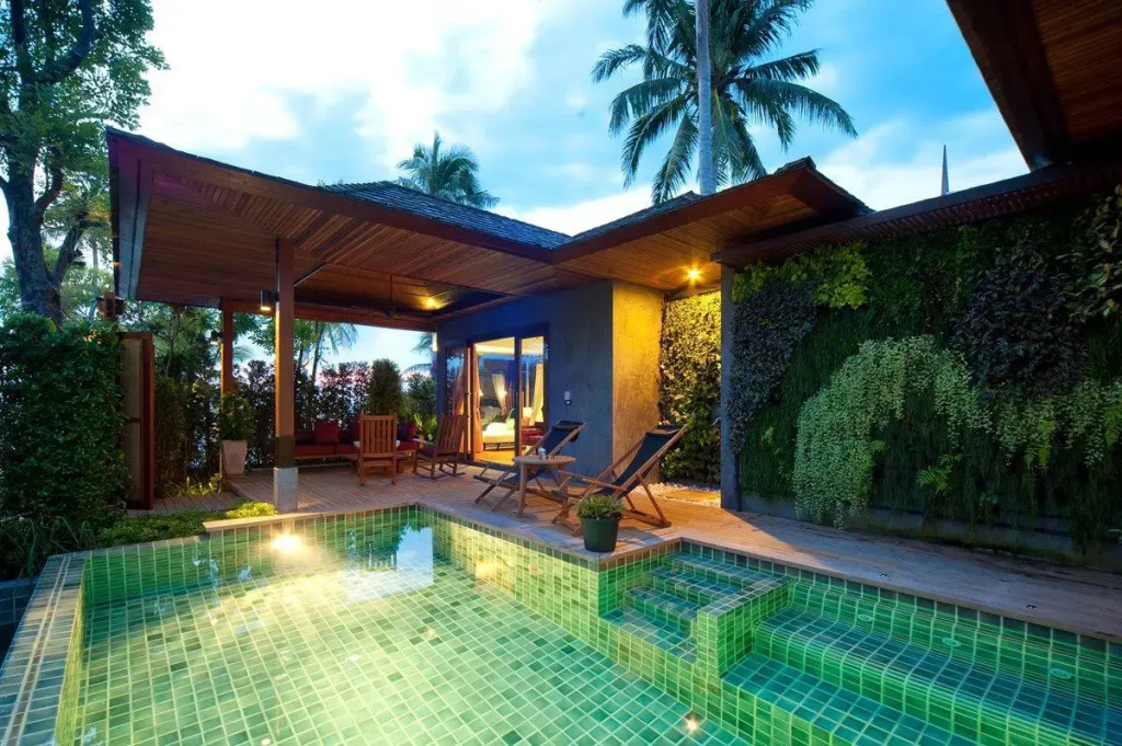 Grand Villa with sunset view