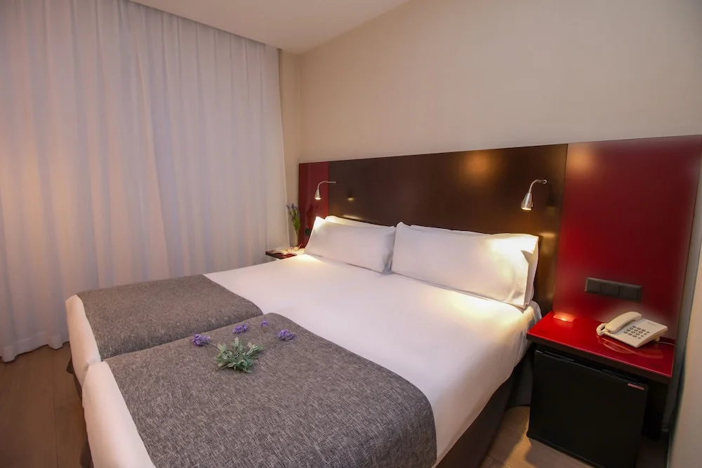 SM Hotel Teatre Auditori - Chambres