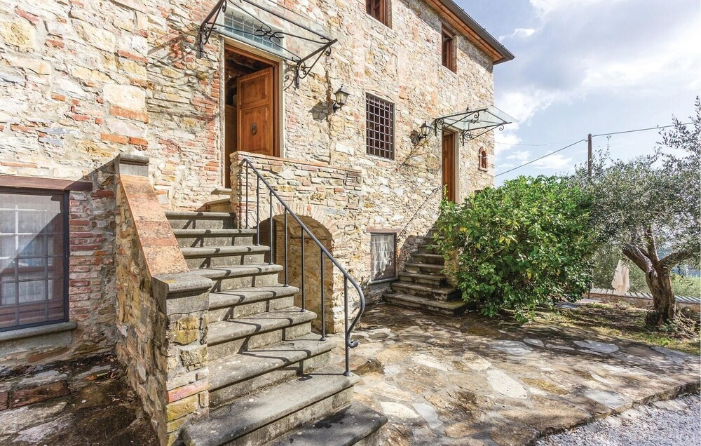 Awesome Home in Pieve a Elici -lu- With 4 Bedrooms and Wifi