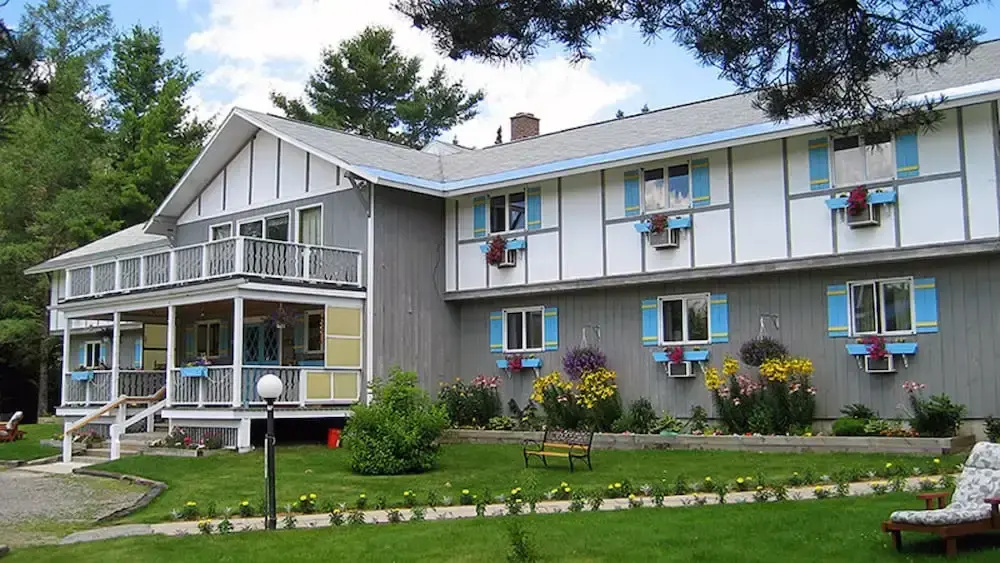 Carlson's Lodge