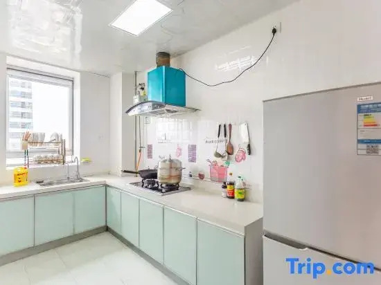 Тент с 3 комнатами с видом на море в Rizhao Shuohai Seaview Homestay (Wanpingkou Branch)