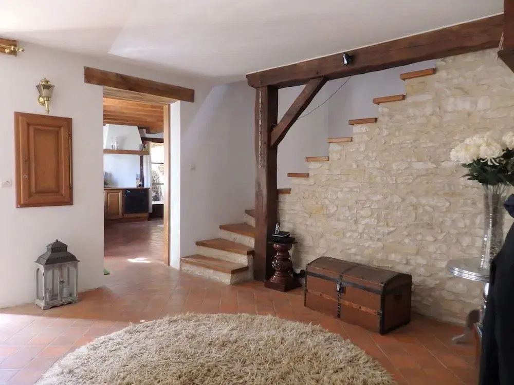 18th Century Farmhouse With Spacious Covered Terrace, Nearby Poitiers and Chinon