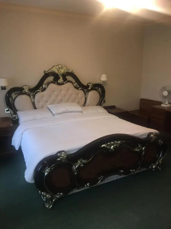 Three Queens Hotel - Général