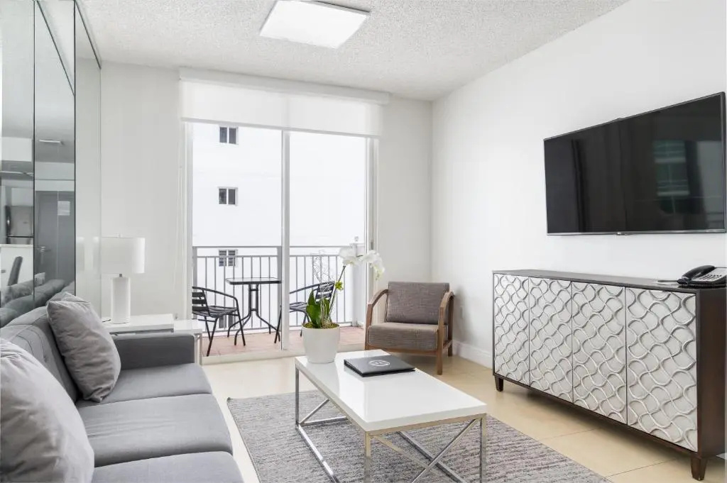 Fortune House Hotel Suites - Chambres