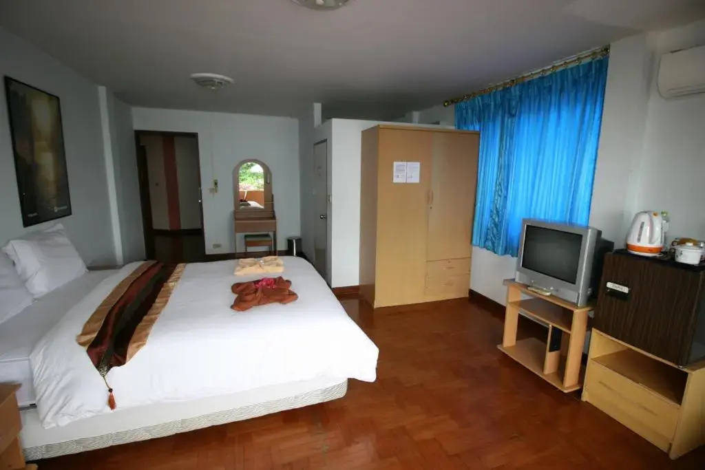 Standard Double room with sea view (full double bed)
