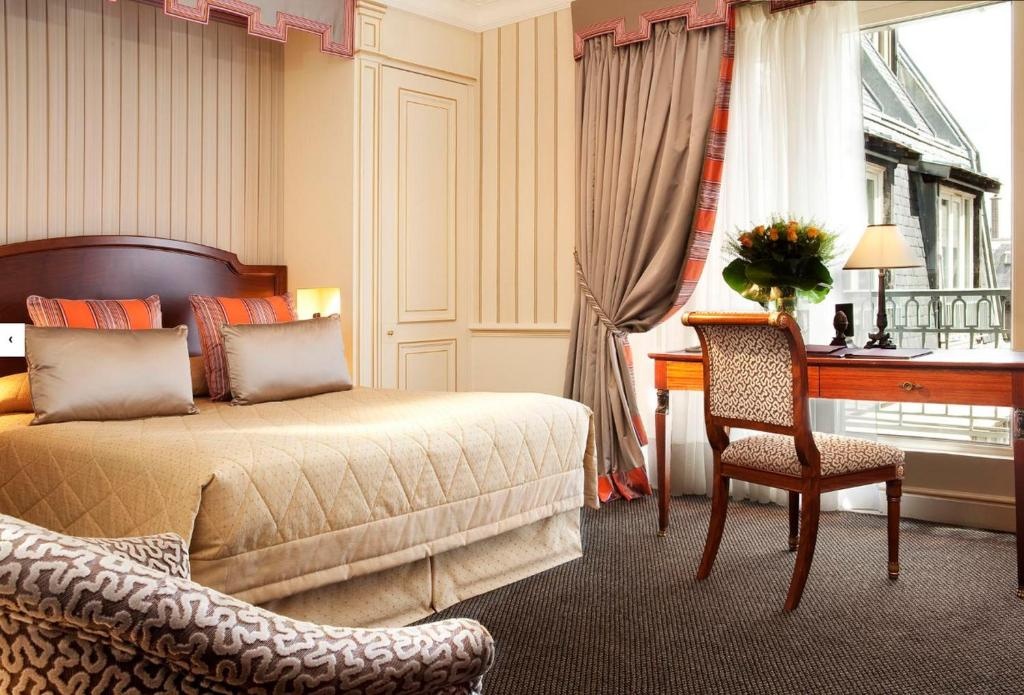 Napoleon Hotel 38