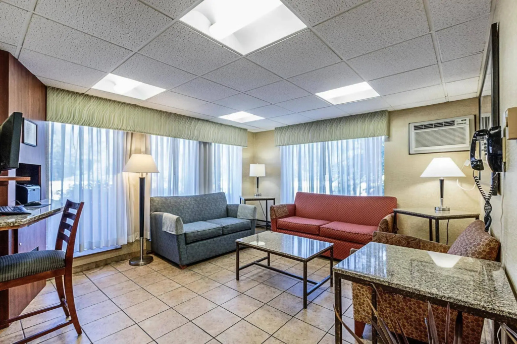 Hotel photo 12