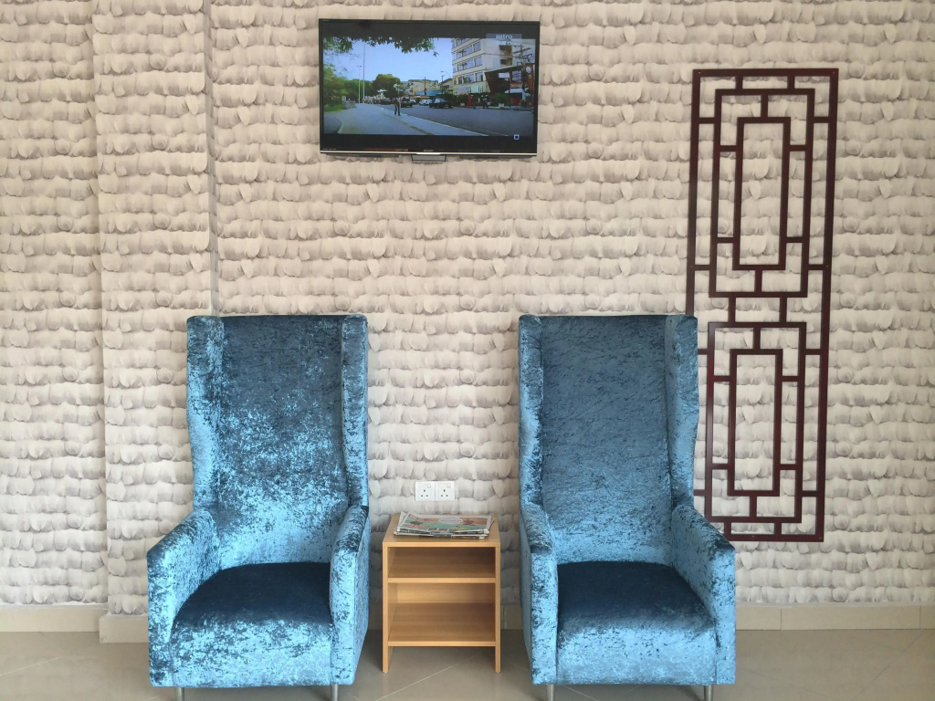 Lobby & Reception
