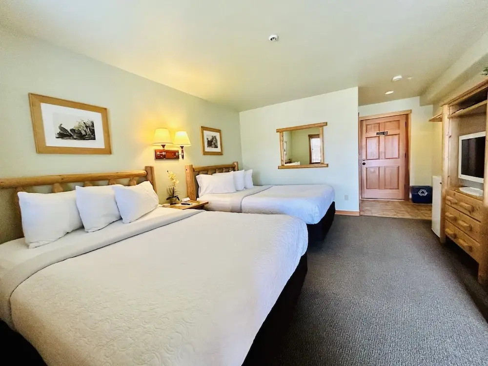 Deluxe Quadruple room with view