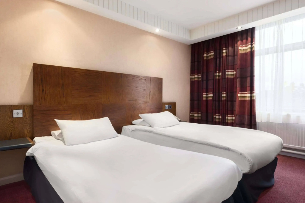 Ramada by Wyndham Loughborough Hotel - Général
