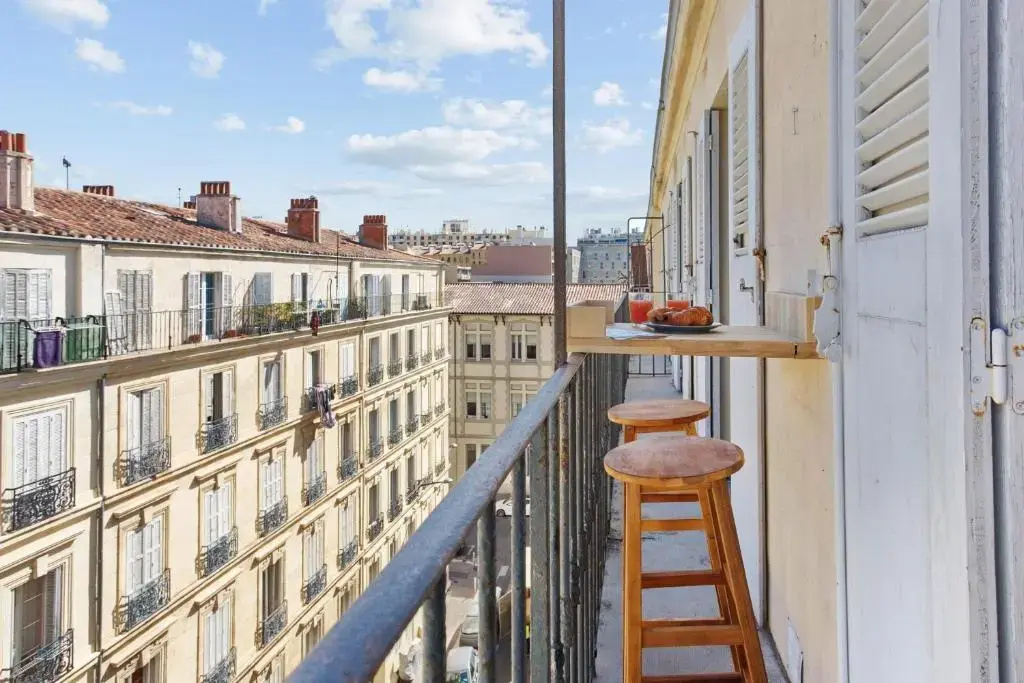 Beautiful flat with balcony in downtown Marseille - Welkeys