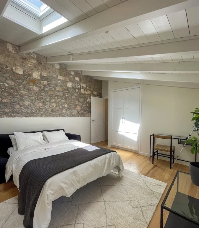 3 Bedrooms Cottage