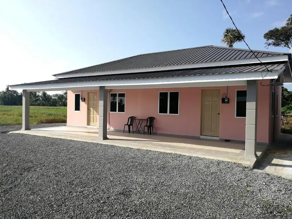 2 Bedrooms Chalet