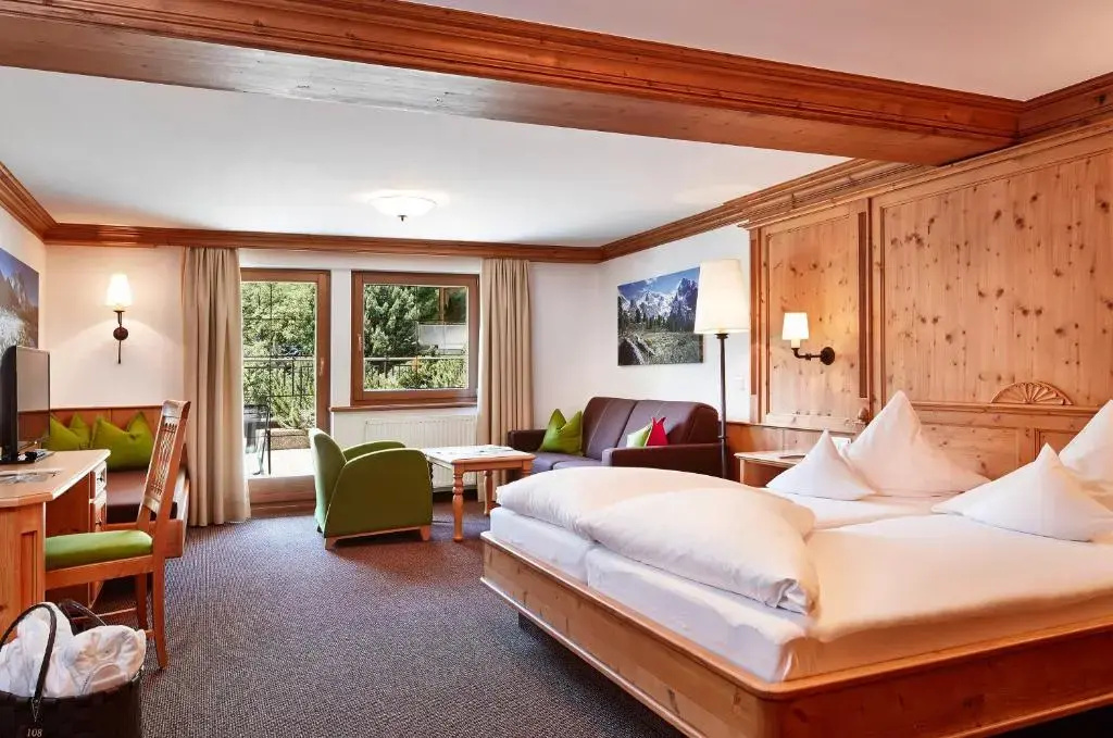 Hotel Berghof Crystal Spa & Sports - Général