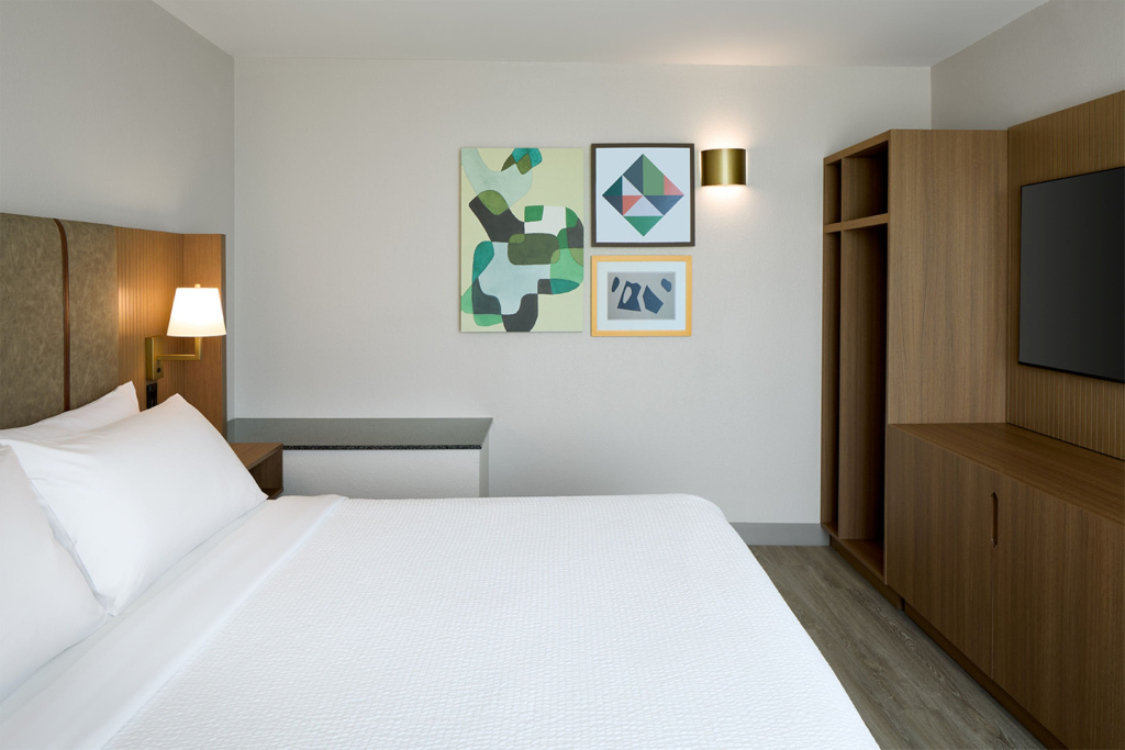 Holiday Inn & Suites Montreal Airport by IHG - Général