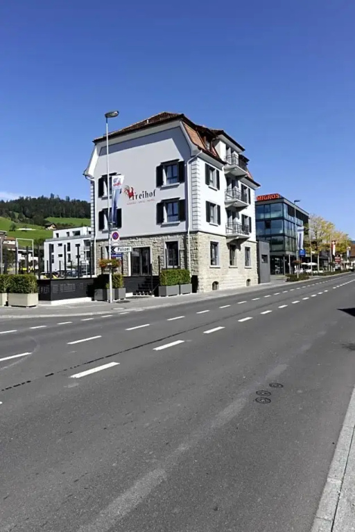 TOP Hotel Freihof Unteraegeri - Chambres