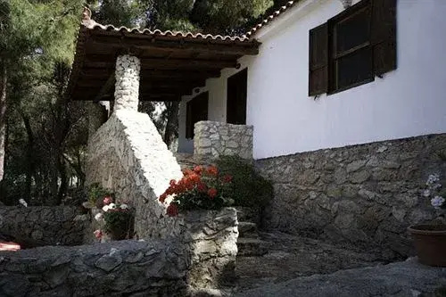 Traganitsa 3 * Traganitsa 3 *