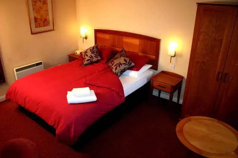 Economy room