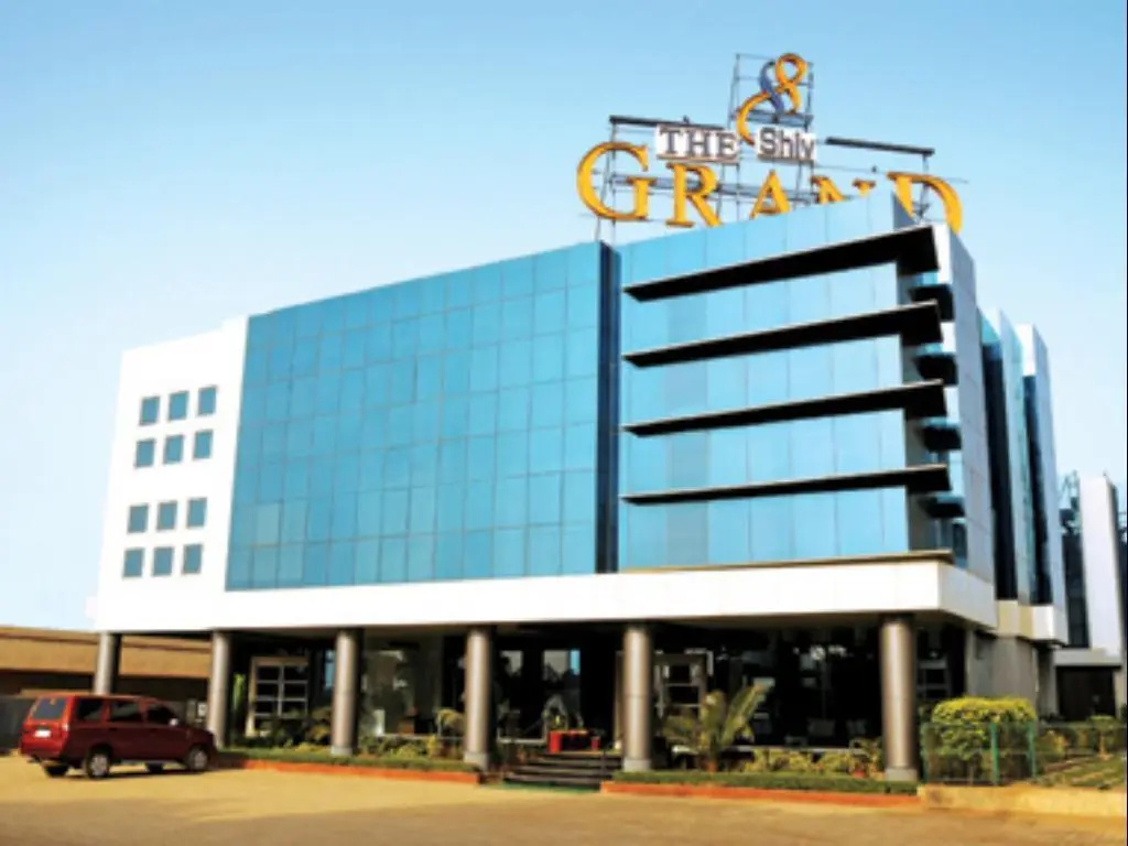 The Shiv Grand