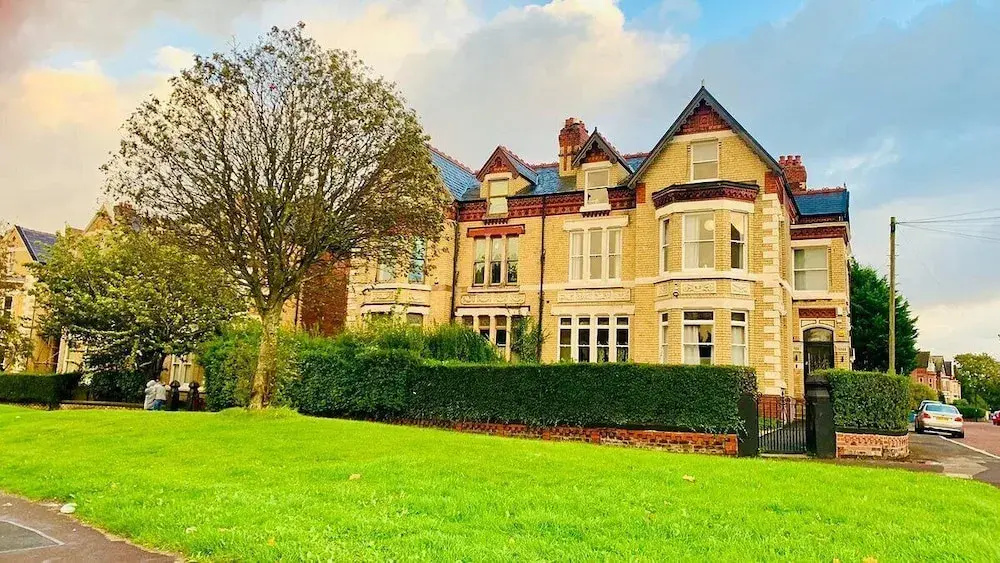 Green Lodge