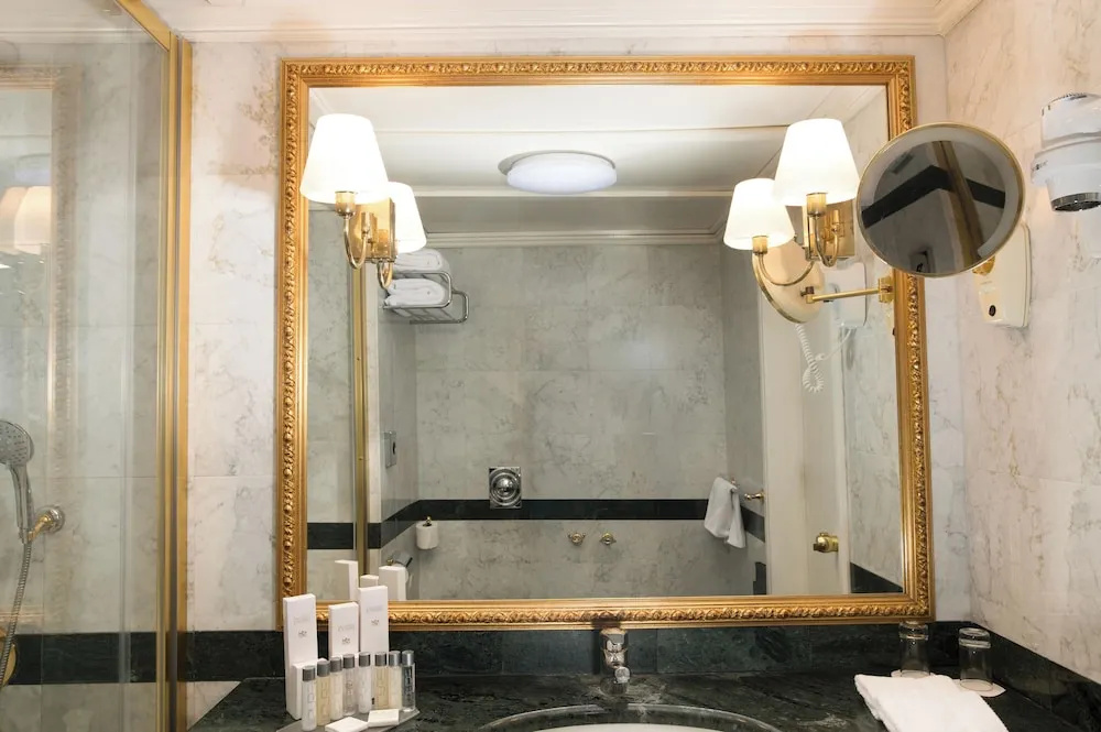 Grand Hotel Bucharest - Chambres