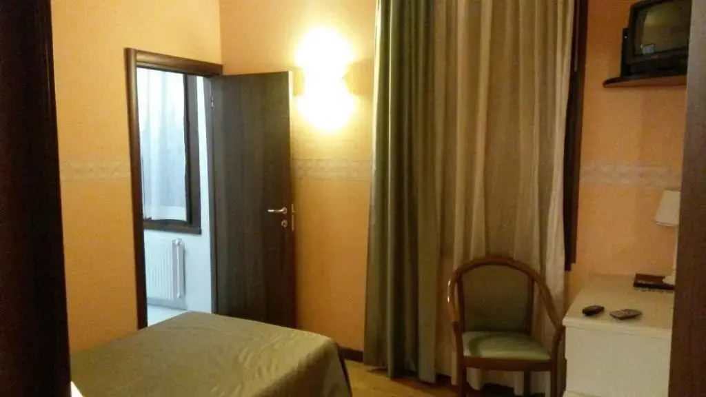 Albergo Ristorante Flora - Chambres