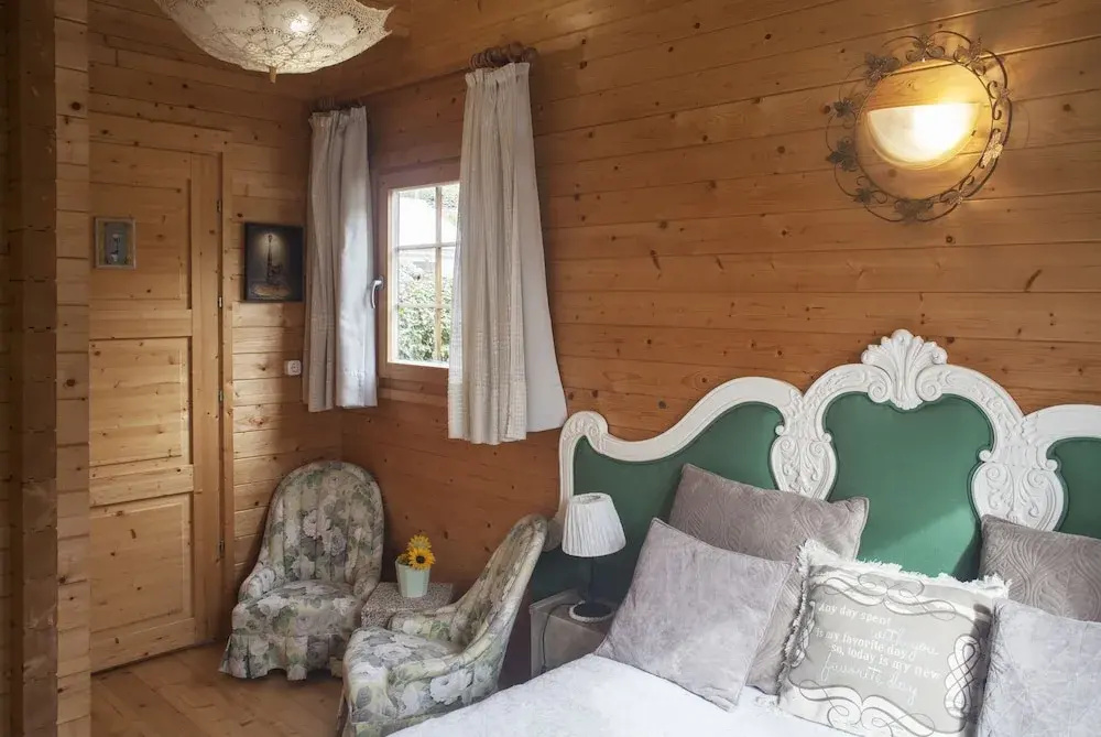 Comfort room