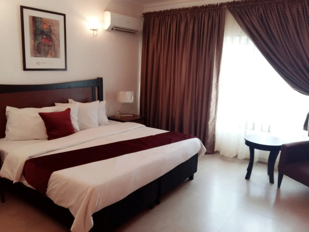 Amara Suites Caterers Court