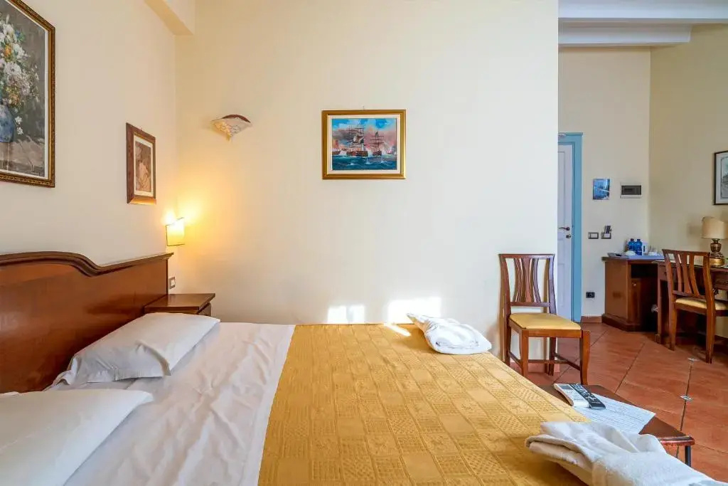 Hotel Mediterraneo - Chambres