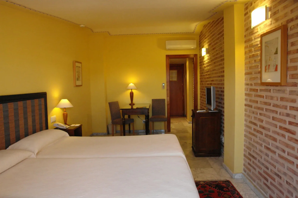 Hotel Ad Hoc Parque Golf - Général