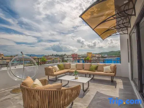 Balcony & Terrace