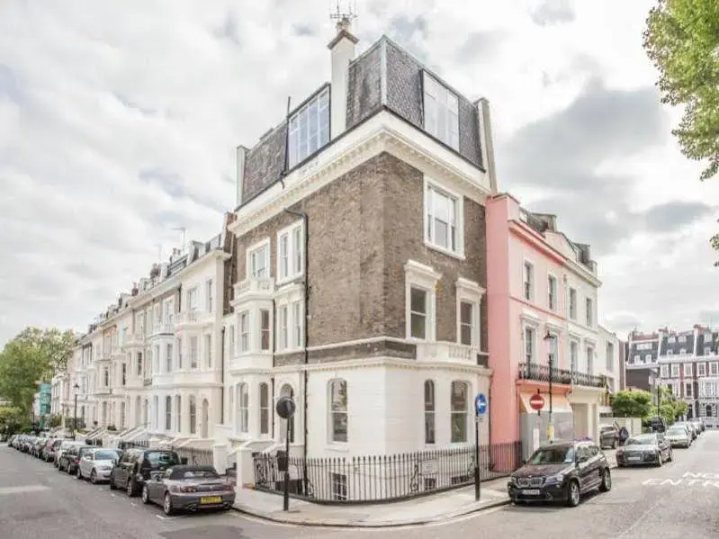 Apple Apartments Kensington Gardens