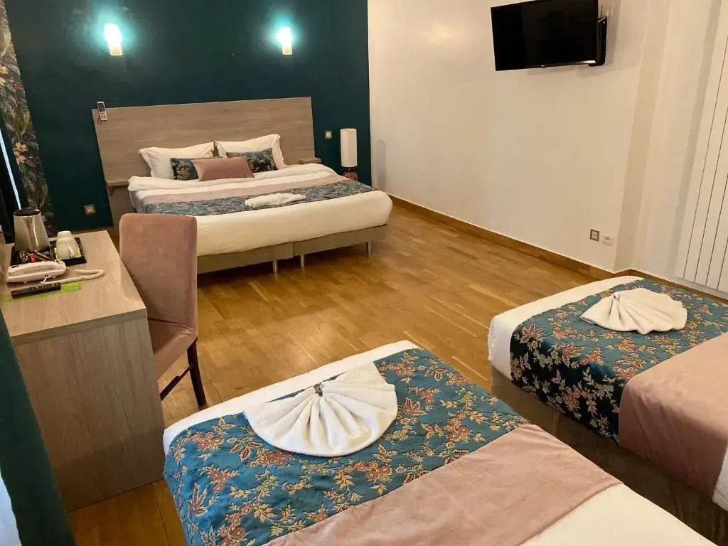 Empire Hotel - Chambres