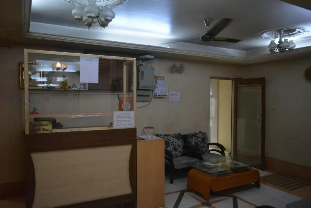 Hotel Poonam
