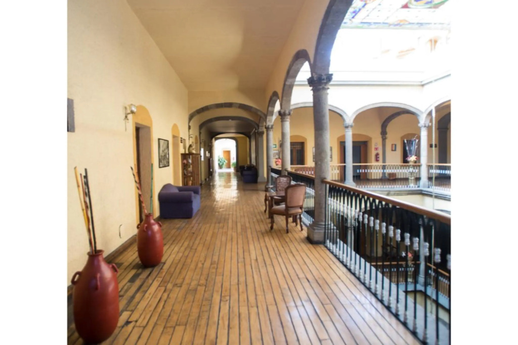 Hotel Francés by null