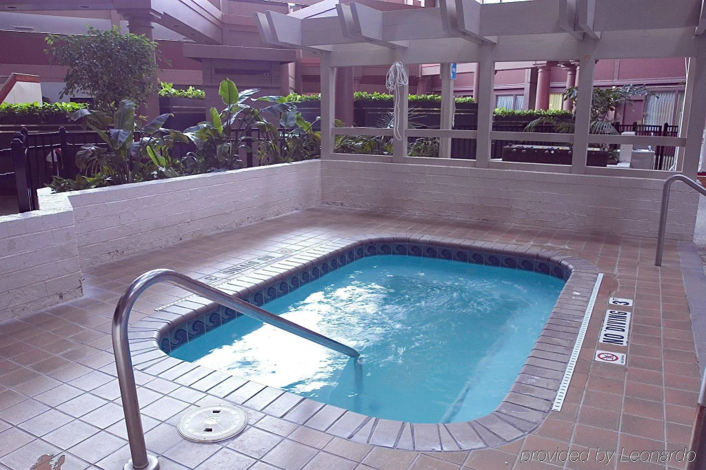 Wyndham Garden Westlake Hotel - Général