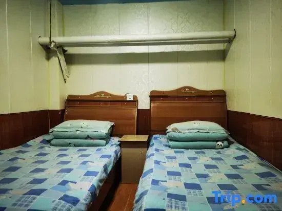 Economy Double room (full double bed)